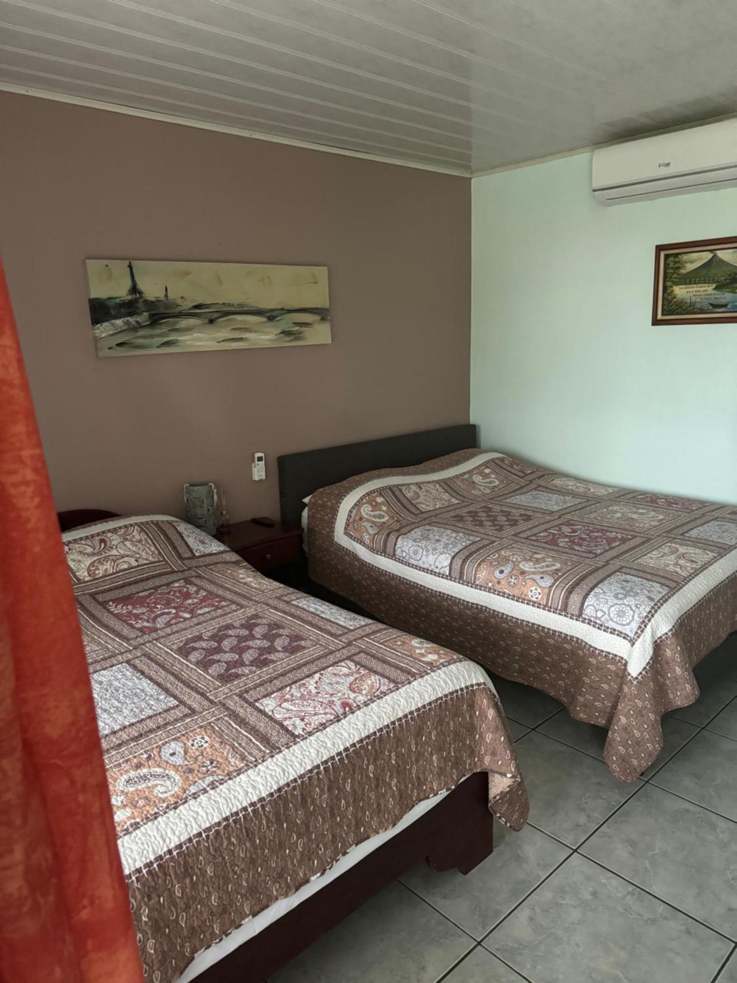 Hotel Vale'S Chiles  Luaran gambar