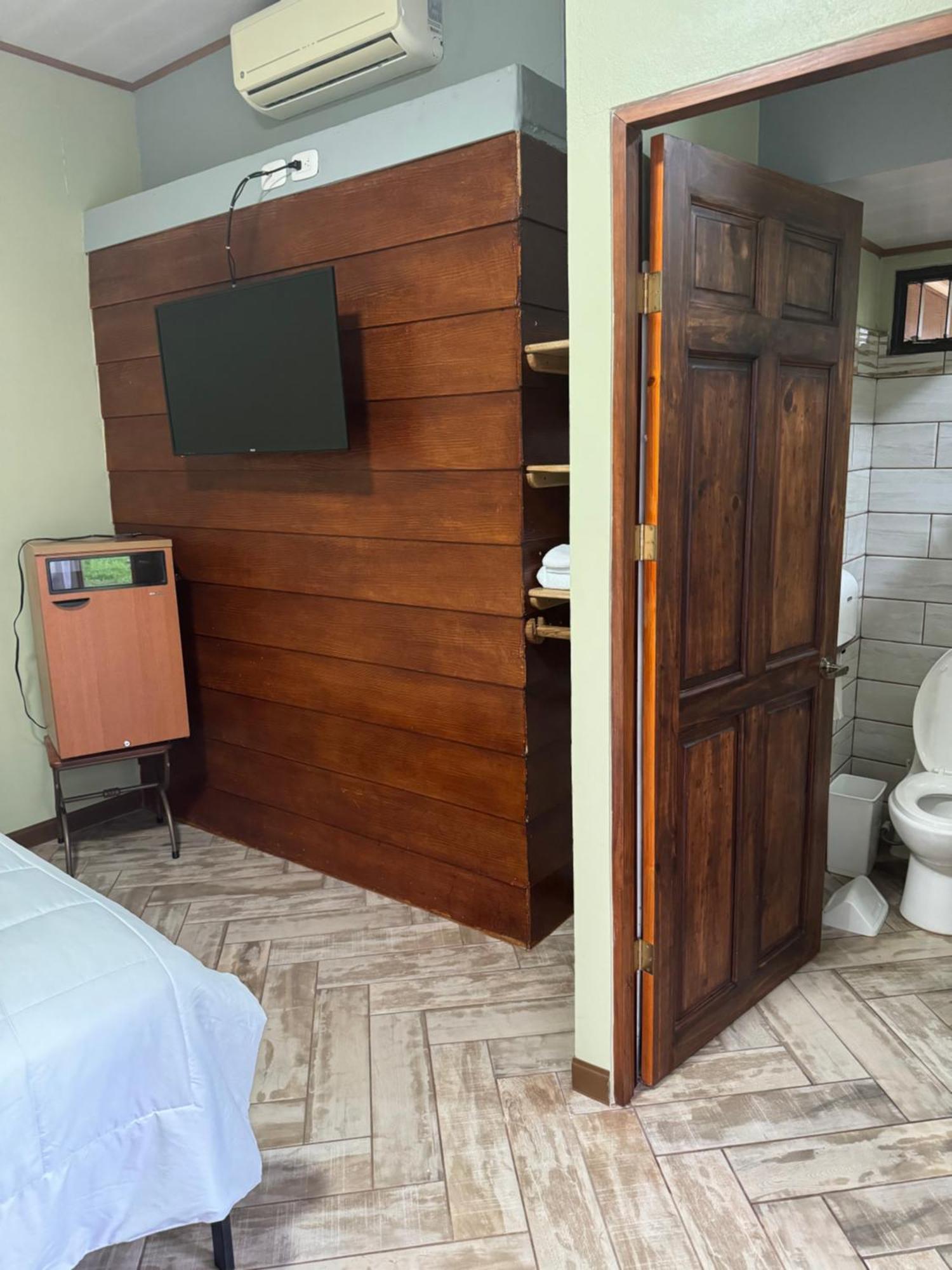 Hotel Vale'S Chiles  Luaran gambar