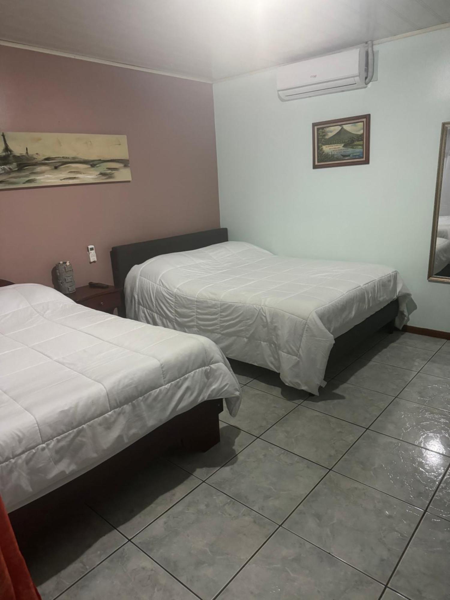 Hotel Vale'S Chiles  Luaran gambar